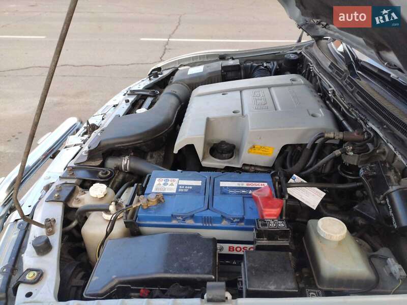 Внедорожник / Кроссовер Mitsubishi Pajero 2001 в Измаиле