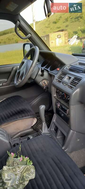 Внедорожник / Кроссовер Mitsubishi Pajero 2003 в Бучаче фото 5 Внедорожник / Кроссовер Mitsubishi Pajero 2003 в Бучаче