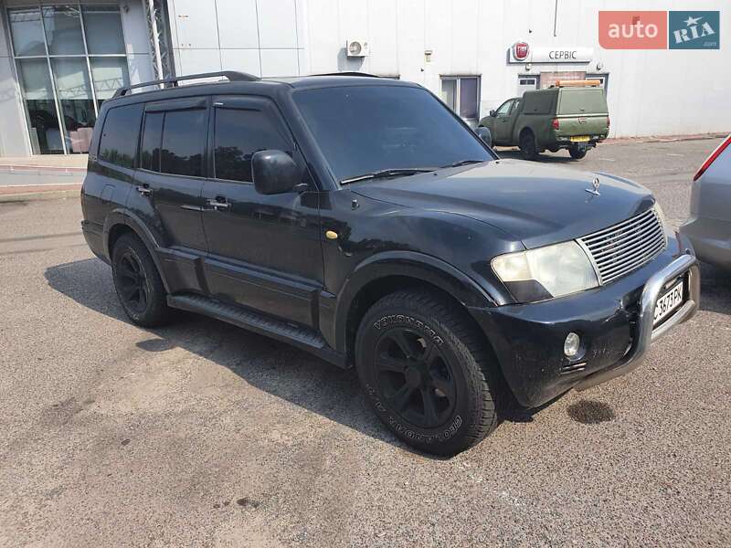 Внедорожник / Кроссовер Mitsubishi Pajero 2005 в Львове
