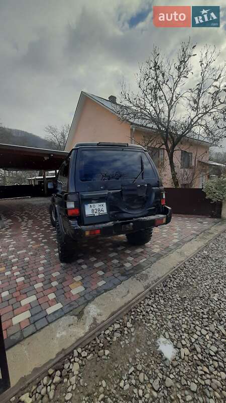 Внедорожник / Кроссовер Mitsubishi Pajero 1998 в Тячеве