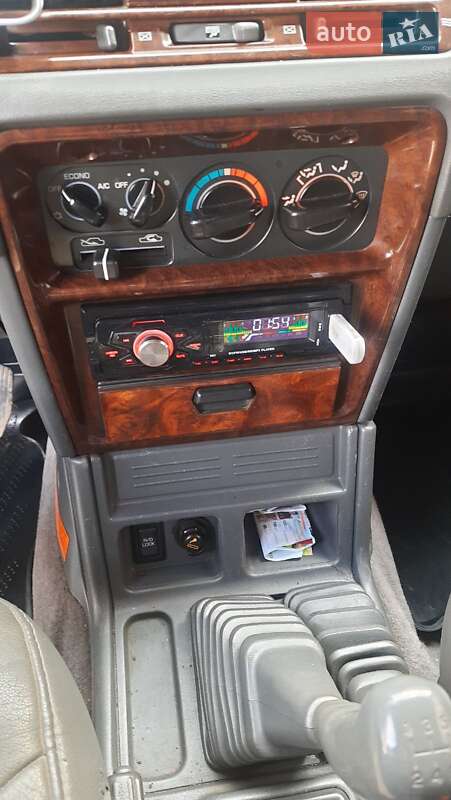 Внедорожник / Кроссовер Mitsubishi Pajero 1998 в Тячеве