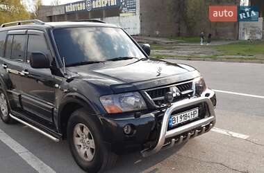 Внедорожник / Кроссовер Mitsubishi Pajero 2005 в Полтаве