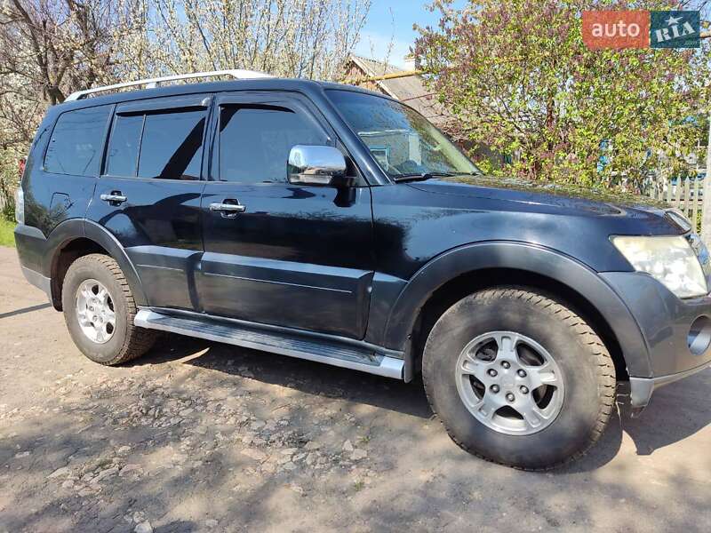 Позашляховик / Кросовер Mitsubishi Pajero 2007 в Апостоловому