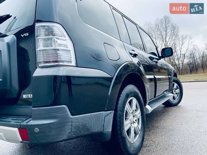 Внедорожник / Кроссовер Mitsubishi Pajero 2008 в Бердичеве фото 4 Внедорожник / Кроссовер Mitsubishi Pajero 2008 в Бердичеве