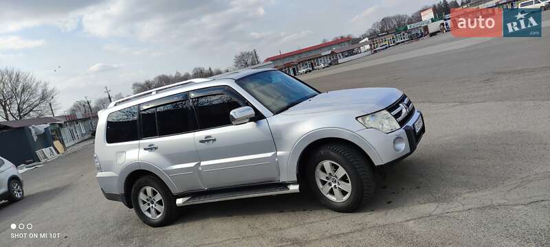 Позашляховик / Кросовер Mitsubishi Pajero 2007 в Тульчині