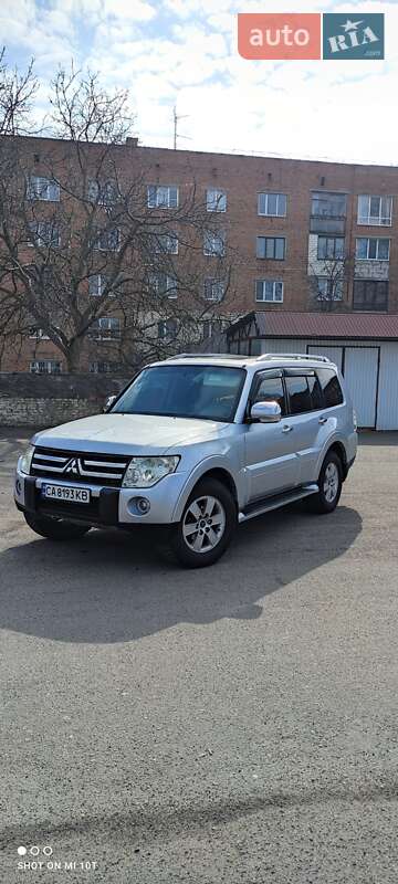 Позашляховик / Кросовер Mitsubishi Pajero 2007 в Тульчині