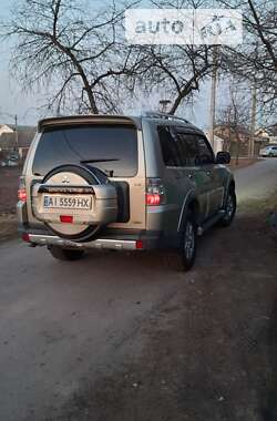 Внедорожник / Кроссовер Mitsubishi Pajero 2007 в Боярке