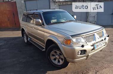 Позашляховик / Кросовер Mitsubishi Pajero 2006 в Житомирі