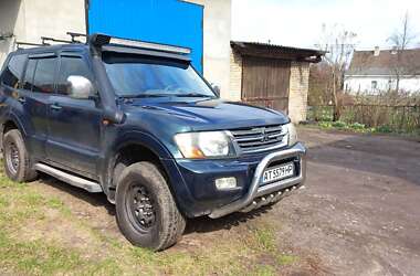 Внедорожник / Кроссовер Mitsubishi Pajero 2001 в Нововолынске