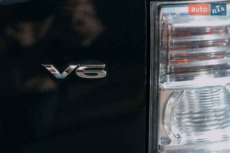 Внедорожник / Кроссовер Mitsubishi Pajero 2008 в Киеве