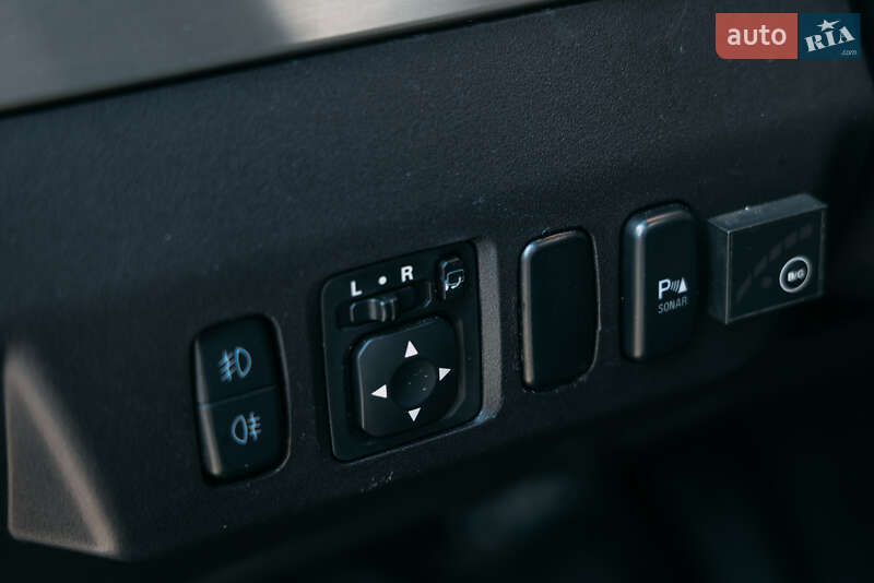 Внедорожник / Кроссовер Mitsubishi Pajero 2008 в Киеве