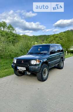 Позашляховик / Кросовер Mitsubishi Pajero 1994 в Сваляві