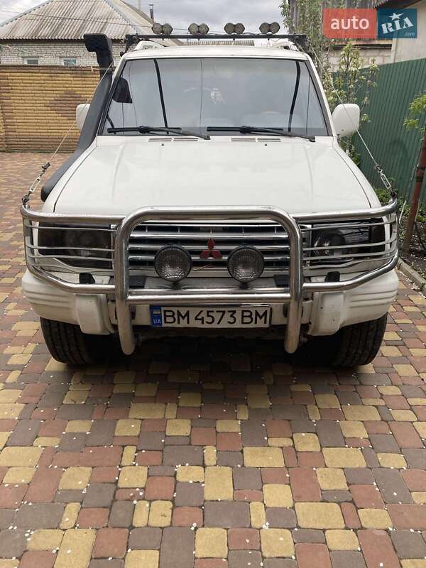 Mitsubishi Pajero 1991