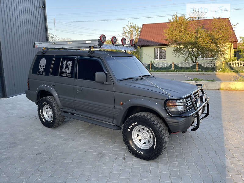 Внедорожник / Кроссовер Mitsubishi Pajero 1994 в Дубно