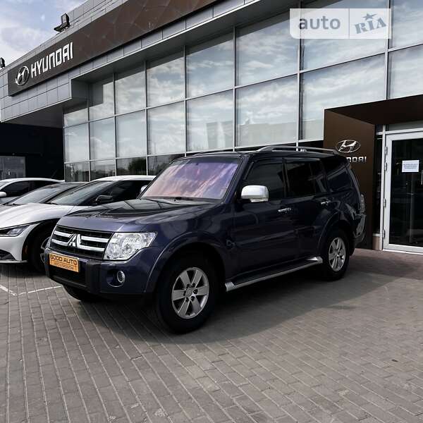 Внедорожник / Кроссовер Mitsubishi Pajero 2007 в Полтаве