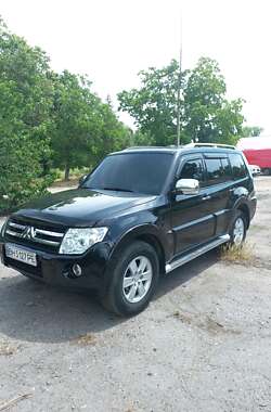 Позашляховик / Кросовер Mitsubishi Pajero 2008 в Ізмаїлі