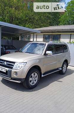 Внедорожник / Кроссовер Mitsubishi Pajero 2008 в Тальном