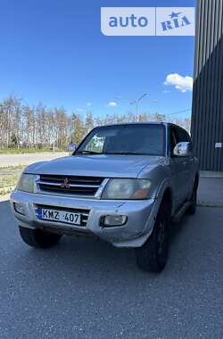 Позашляховик / Кросовер Mitsubishi Pajero 2002 в Харкові