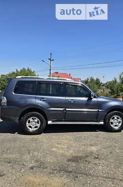 Внедорожник / Кроссовер Mitsubishi Pajero 2007 в Одессе