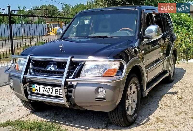 Внедорожник / Кроссовер Mitsubishi Pajero 2006 в Броварах