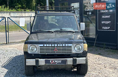 Внедорожник / Кроссовер Mitsubishi Pajero 1988 в Львове