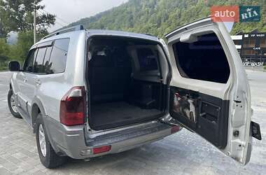 Позашляховик / Кросовер Mitsubishi Pajero 2003 в 