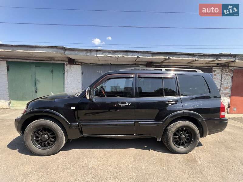 Внедорожник / Кроссовер Mitsubishi Pajero 2006 в Киеве фото 2 Внедорожник / Кроссовер Mitsubishi Pajero 2006 в Киеве