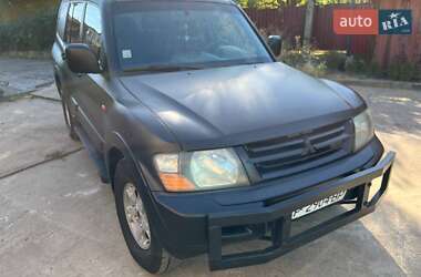 Внедорожник / Кроссовер Mitsubishi Pajero 2001 в Марганце