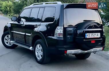 Позашляховик / Кросовер Mitsubishi Pajero 2007 в Дніпрі