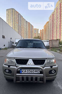 Позашляховик / Кросовер Mitsubishi Pajero 2006 в Києві