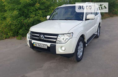 Внедорожник / Кроссовер Mitsubishi Pajero 2008 в Харькове