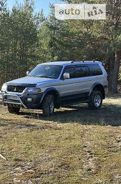 Позашляховик / Кросовер Mitsubishi Pajero 2004 в Павлограді