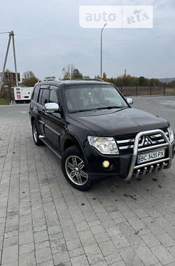 Позашляховик / Кросовер Mitsubishi Pajero 2007 в Львові