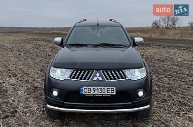 Внедорожник / Кроссовер Mitsubishi Pajero 2013 в Павлограде