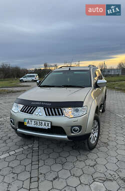 Внедорожник / Кроссовер Mitsubishi Pajero 2011 в Ивано-Франковске