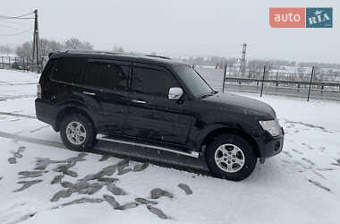 Внедорожник / Кроссовер Mitsubishi Pajero 2007 в Ирпене