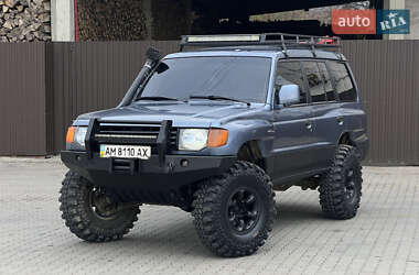 Внедорожник / Кроссовер Mitsubishi Pajero 1995 в Сваляве