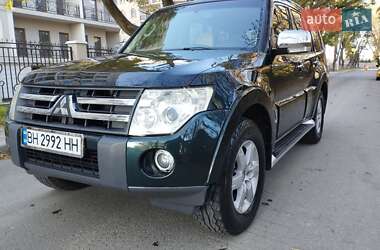 Внедорожник / Кроссовер Mitsubishi Pajero 2007 в Одессе