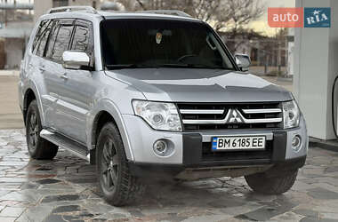 Внедорожник / Кроссовер Mitsubishi Pajero 2007 в Днепре