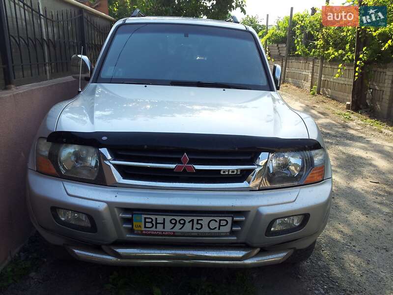 Позашляховик / Кросовер Mitsubishi Pajero 2000 в Одесі