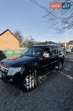 Позашляховик / Кросовер Mitsubishi Pajero 2007 в Тячеві