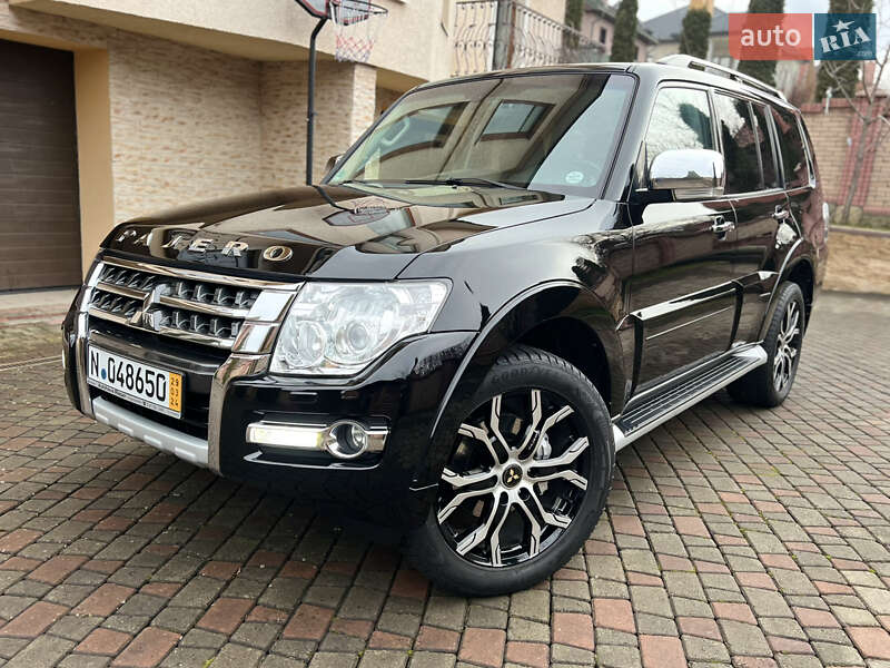 Внедорожник / Кроссовер Mitsubishi Pajero 2018 в Черновцах фото 2 Внедорожник / Кроссовер Mitsubishi Pajero 2018 в Черновцах