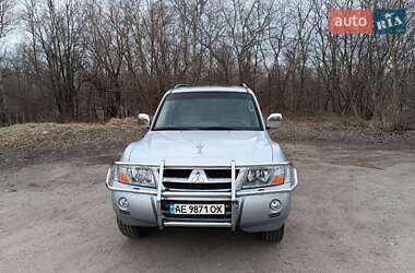 Внедорожник / Кроссовер Mitsubishi Pajero 2007 в Каменском