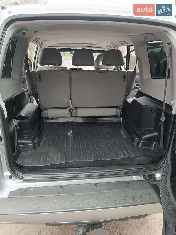 Внедорожник / Кроссовер Mitsubishi Pajero 2007 в Каменском