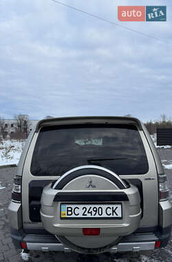 Позашляховик / Кросовер Mitsubishi Pajero 2007 в Стрию