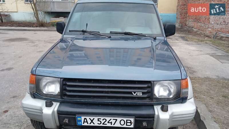 Позашляховик / Кросовер Mitsubishi Pajero 1996 в Харкові