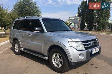 Позашляховик / Кросовер Mitsubishi Pajero 2007 в Черкасах