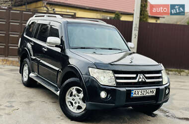 Внедорожник / Кроссовер Mitsubishi Pajero 2007 в Харькове