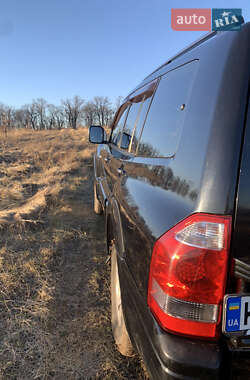 Внедорожник / Кроссовер Mitsubishi Pajero 2006 в 