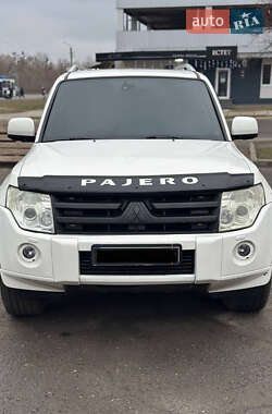 Позашляховик / Кросовер Mitsubishi Pajero 2008 в Полтаві